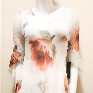 KOMAROV Bell Sleeve Dress‼️🙌 One of a kind